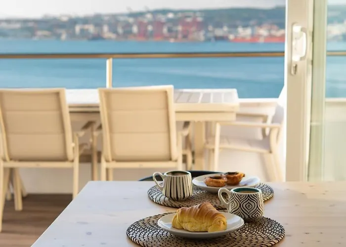 شقة Luxury View & Balcony - Ac & Elevator Lisboa