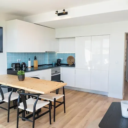 Luxury View & Balcony - Ac & Elevator Appartamento Lisbona