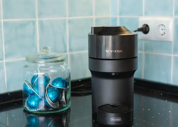 Luxury View & Balcony - Ac & Elevator Lejlighed