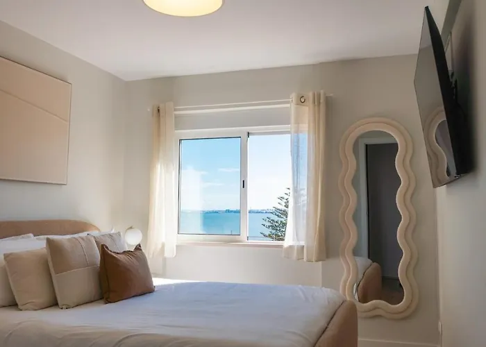 Lejlighed Luxury View & Balcony - Ac & Elevator