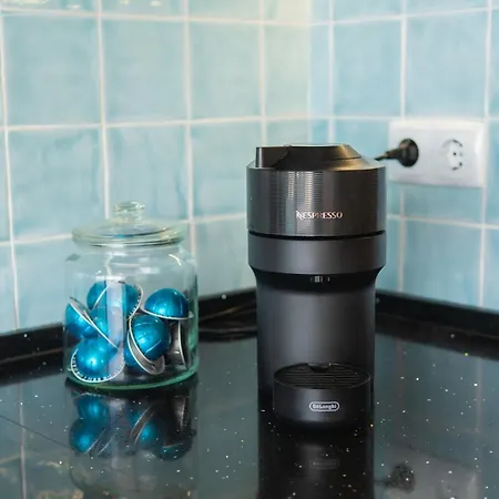 Luxury View & Balcony - Ac & Elevator 아파트