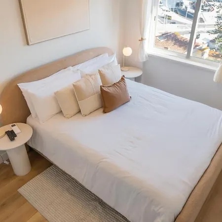 Luxury View & Balcony - Ac & Elevator * 리스본